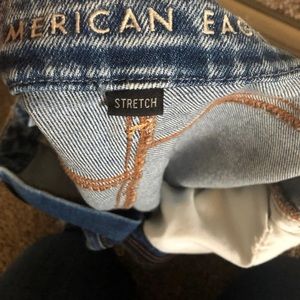 American eagle 🦅 mom jean